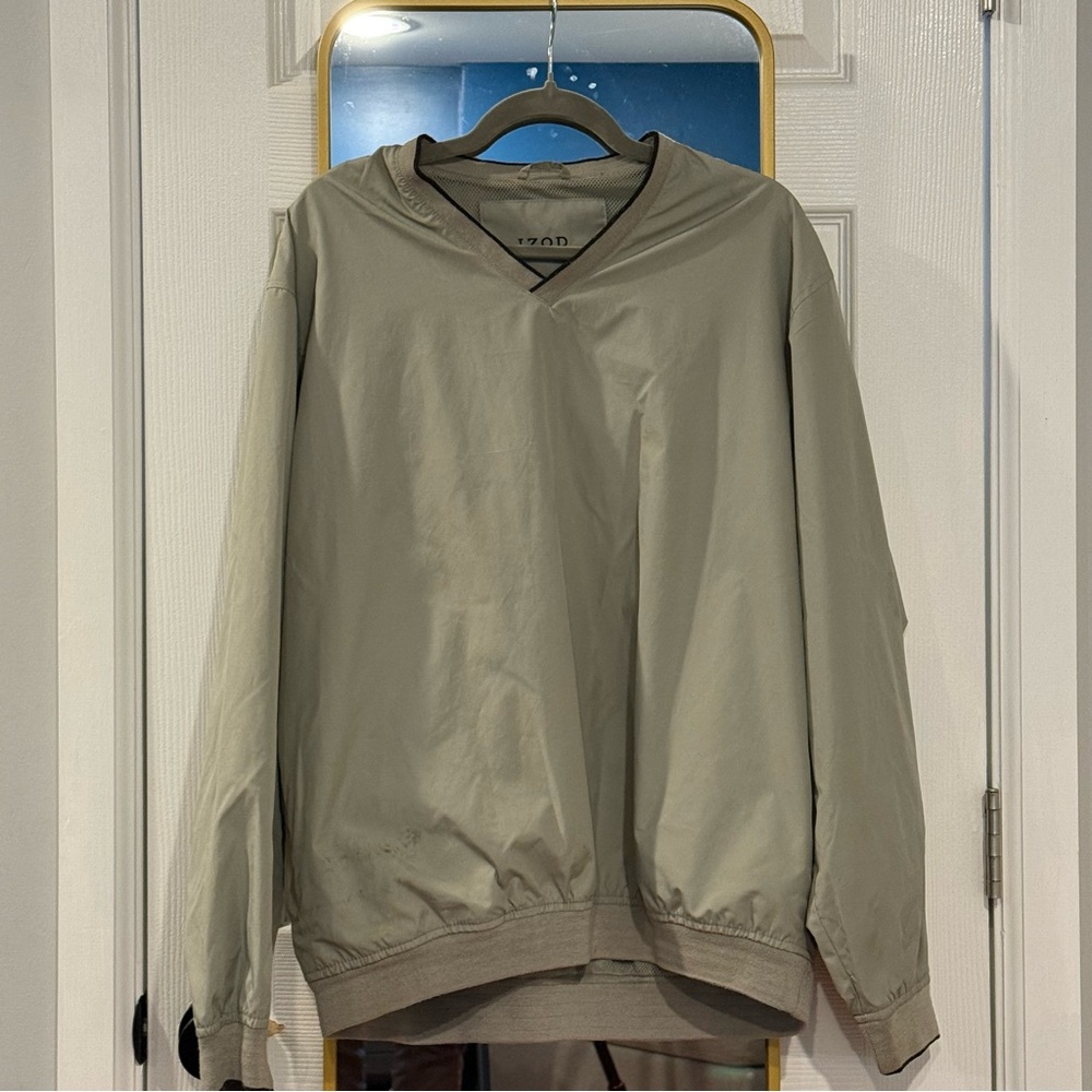 Izod Men's Windbreaker Jacket in Light Gray